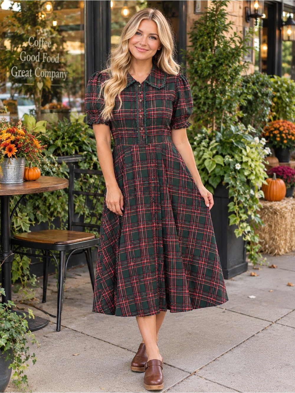 Size 12 Ivy City Co Sophia Dress in Evergreen Plaid